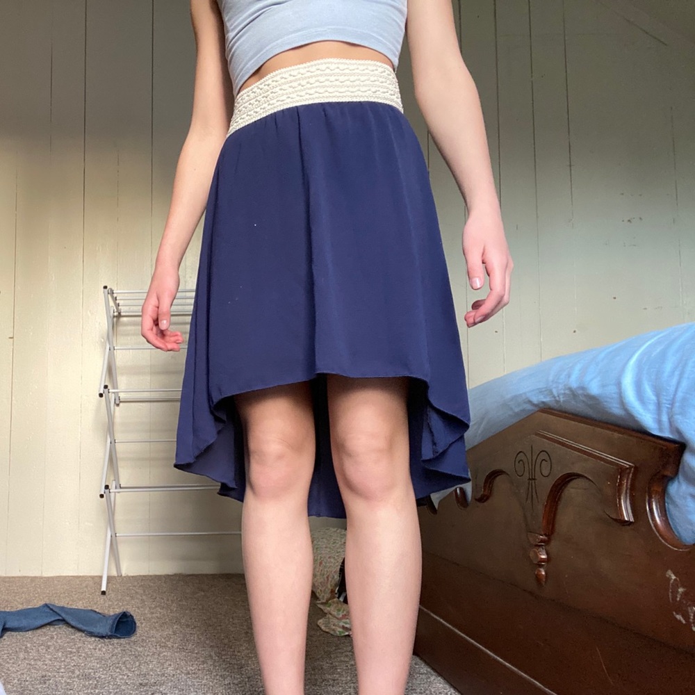 High waisted navy blue skirt